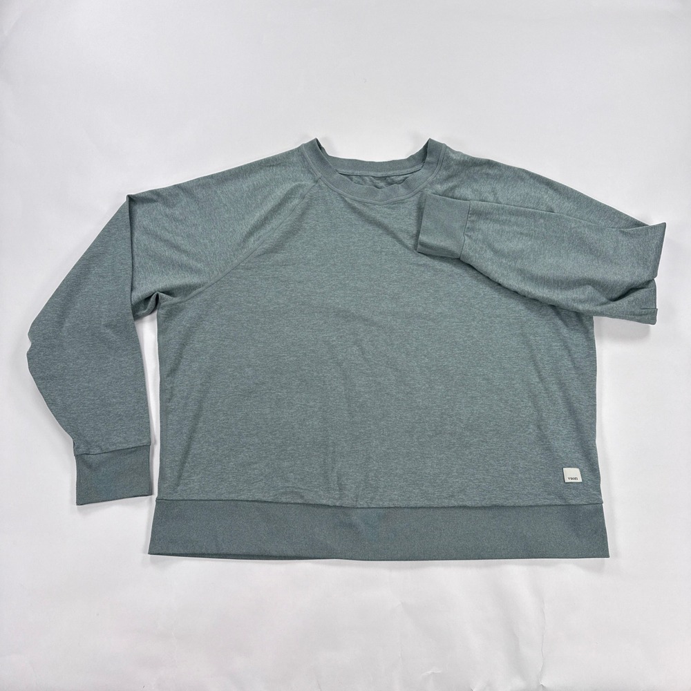 Vuori Halo Crew Sweatshirt Womens Large DreamKnit Long Sleeve Pullover Sage